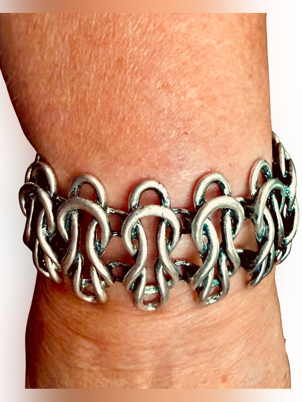 Coldwater Creek Silver Tone Figure 8 Toggle Bracelet Estate Find